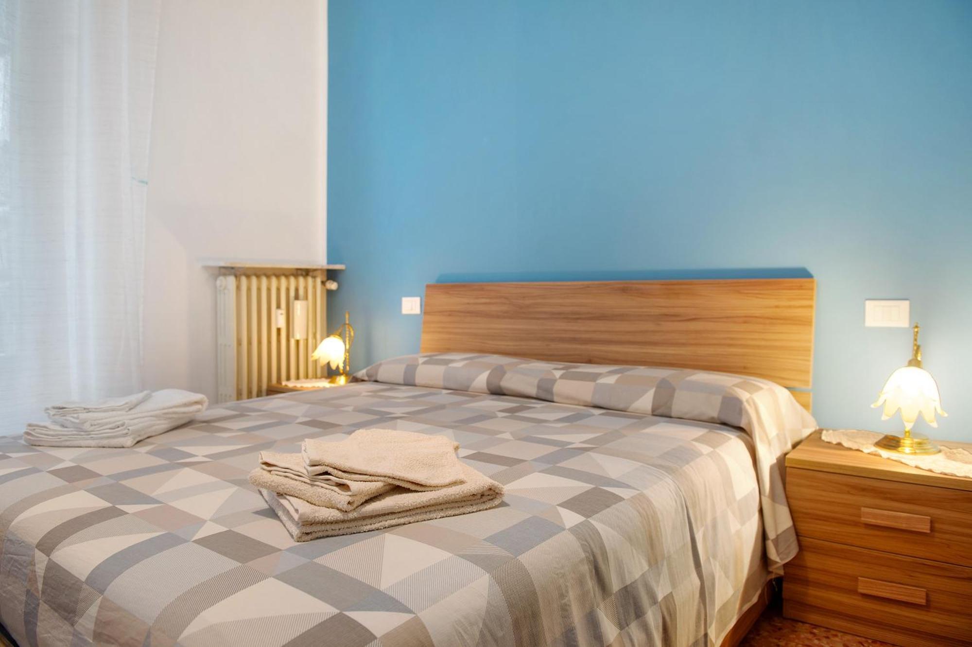 Alesa Apartament Верчеллі Екстер'єр фото